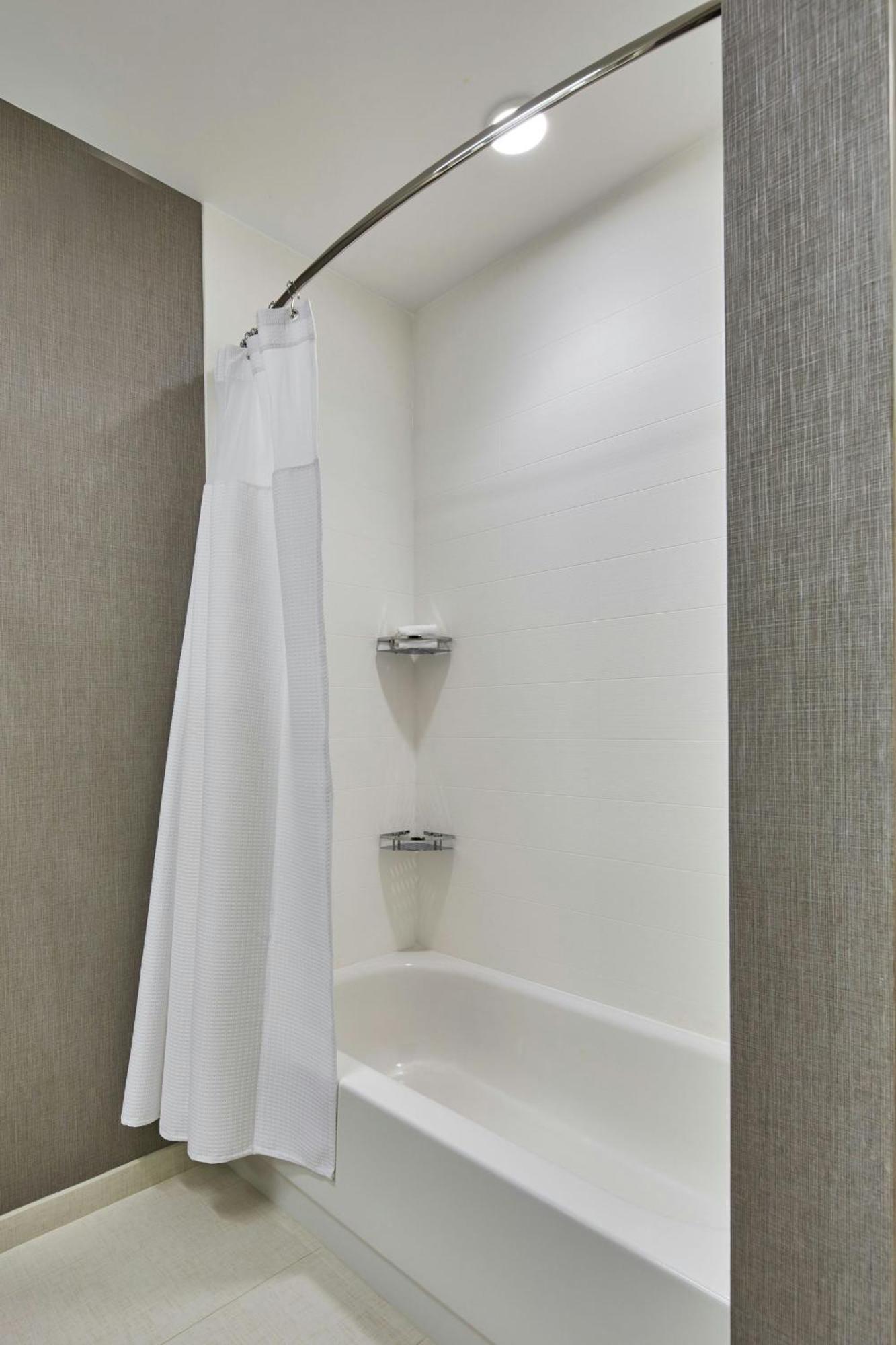 Springhill Suites Charlotte At Carowinds Экстерьер фото